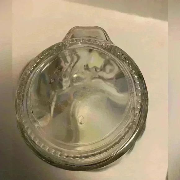 Skeleton Iridescent Skull Glass Jar can be used to put candy etc in for party - Picture 8 of 9